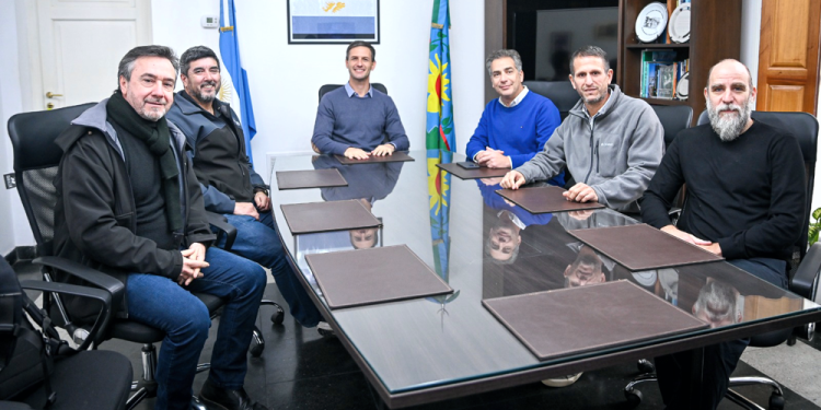 San Vicente | Mantegazza proyecta su modelo habitacional y recibe a referentes del Litoral para intercambiar políticas de acceso al suelo