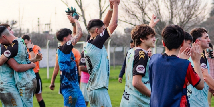 Fútbol | Defensores de Glew va por el golpe histórico y Las Mandarinas cierran su año de aprendizaje en el Promocional Amateur