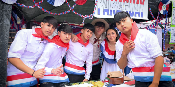 San Vicente | Celebración comunitaria: la Escuela Secundaria 2 celebró la 11ª Feria de las Colectividades