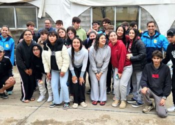 Juegos Bonaerenses La Armada Sanvicentina brilló en el Regional de natación y metió a 15 nadadores en la final de Mar del Plata